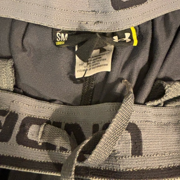 Under Armour Men’s Mizzou‎ Shorts - Picture 4 of 6